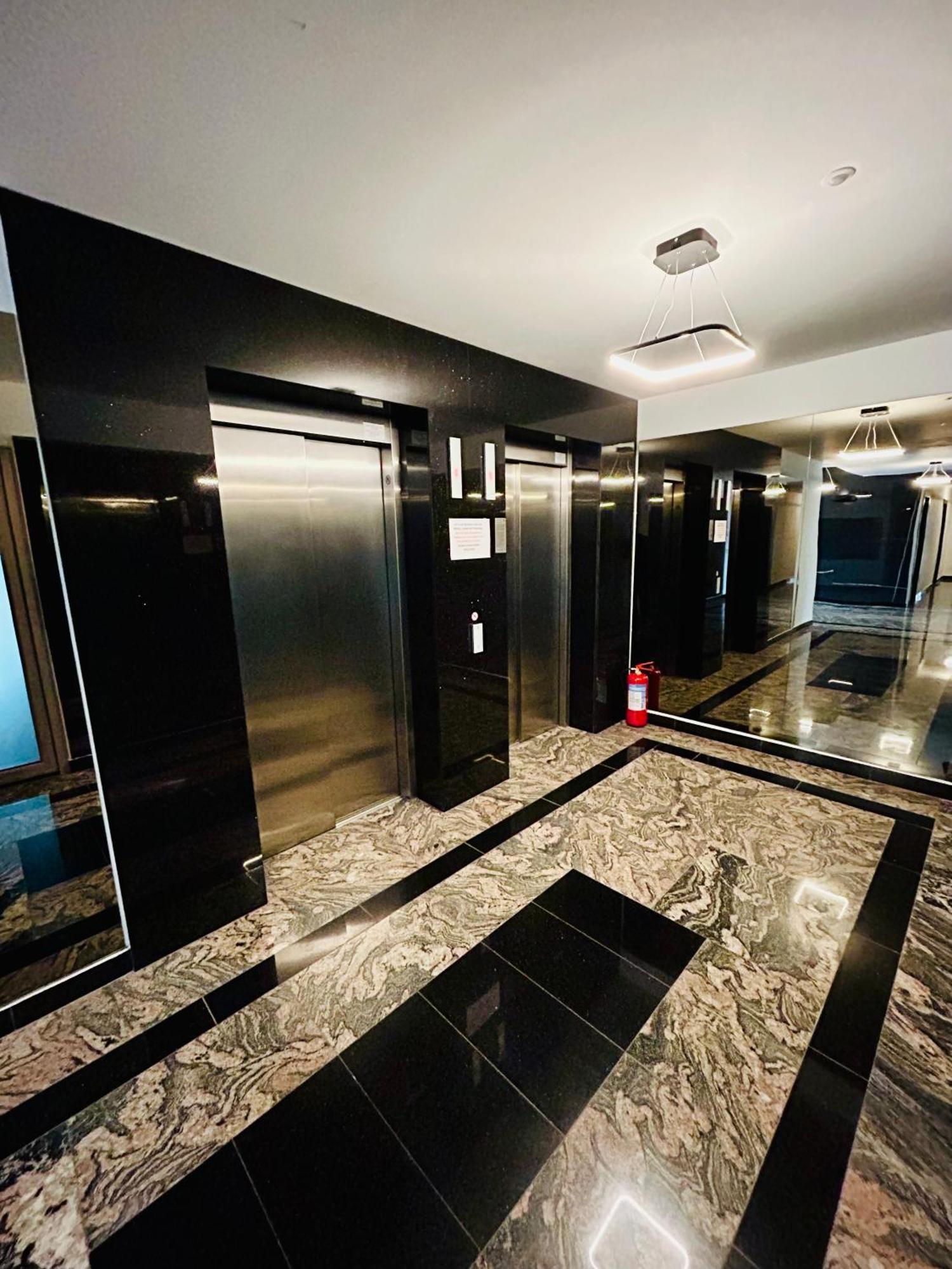 Dis Mamaia Nord Appartement Constanţa Buitenkant foto