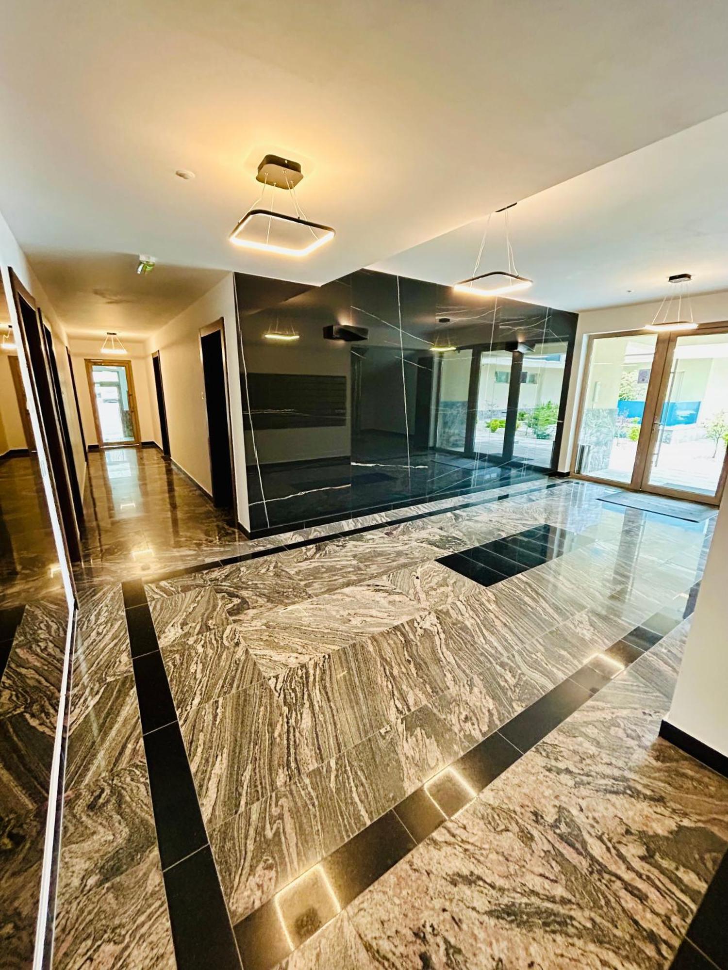 Dis Mamaia Nord Appartement Constanţa Buitenkant foto