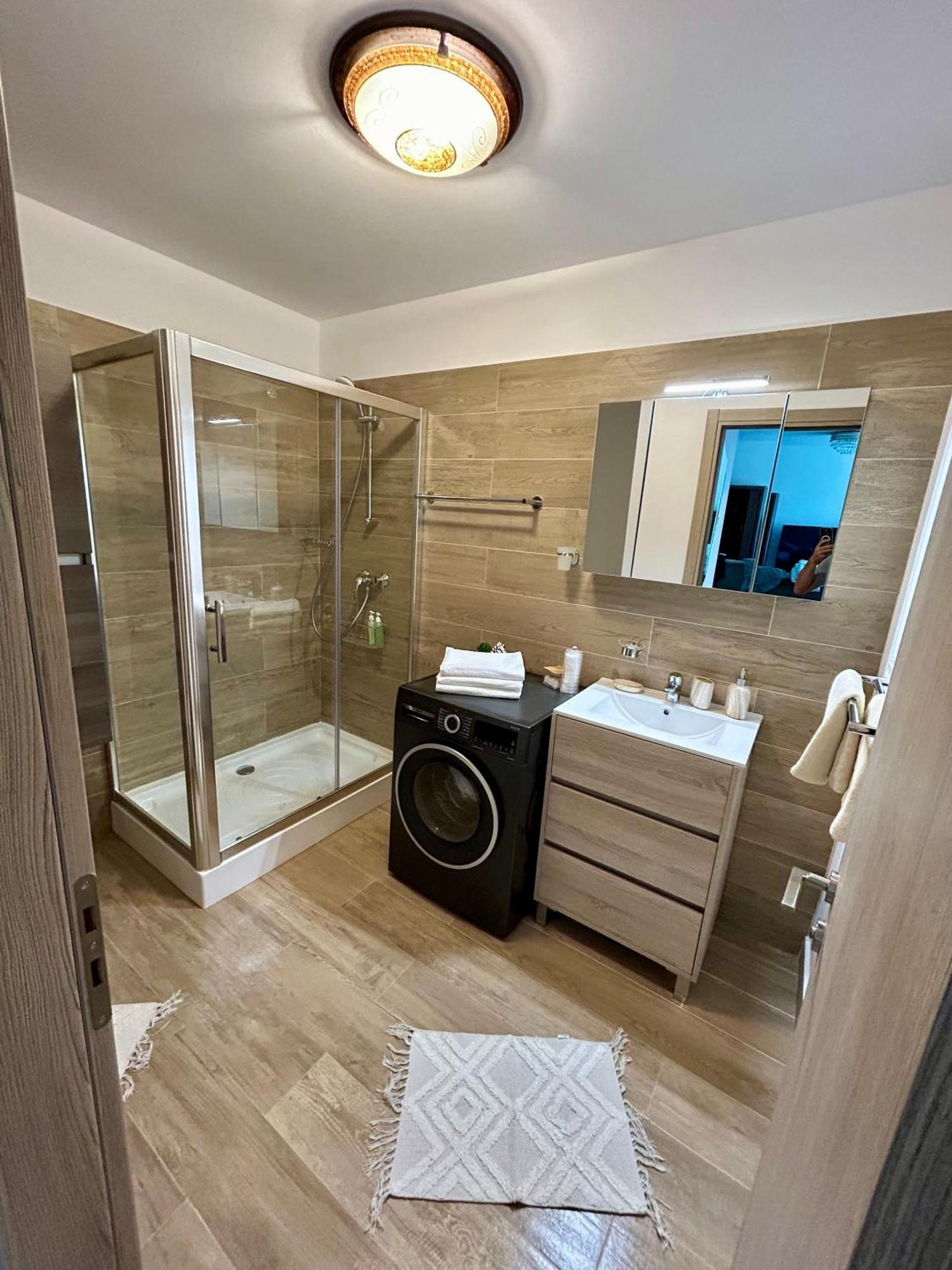 Dis Mamaia Nord Appartement Constanţa Buitenkant foto
